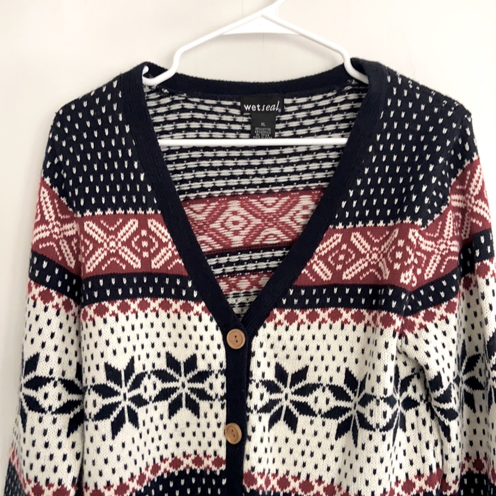 Cute and Comfy Holiday Sweater!
